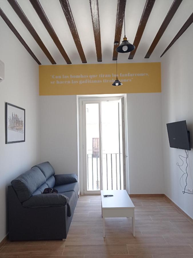 Planeta Cadiz Apartaments מראה חיצוני תמונה