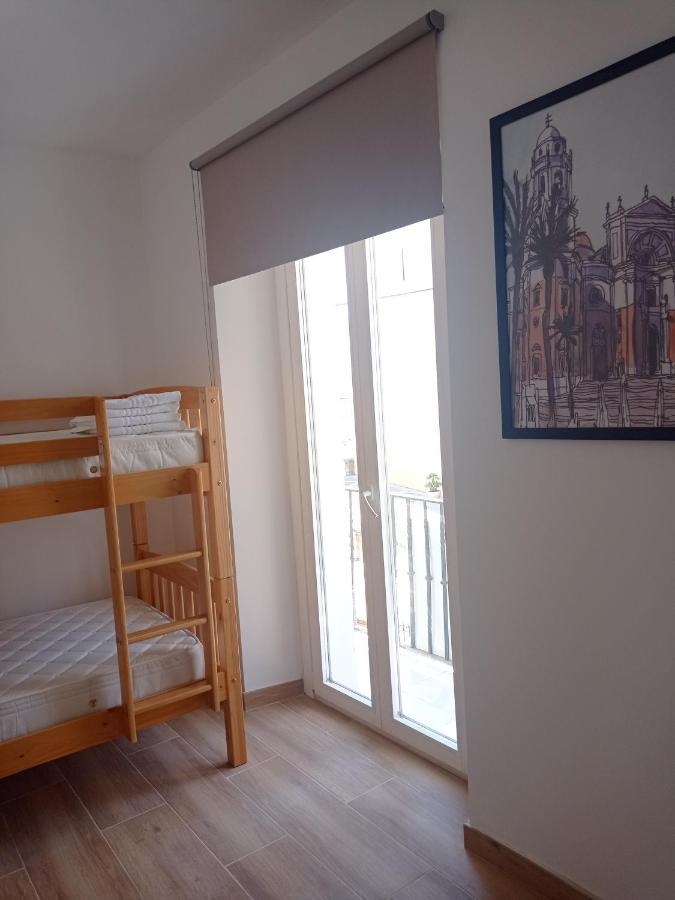 Planeta Cadiz Apartaments מראה חיצוני תמונה