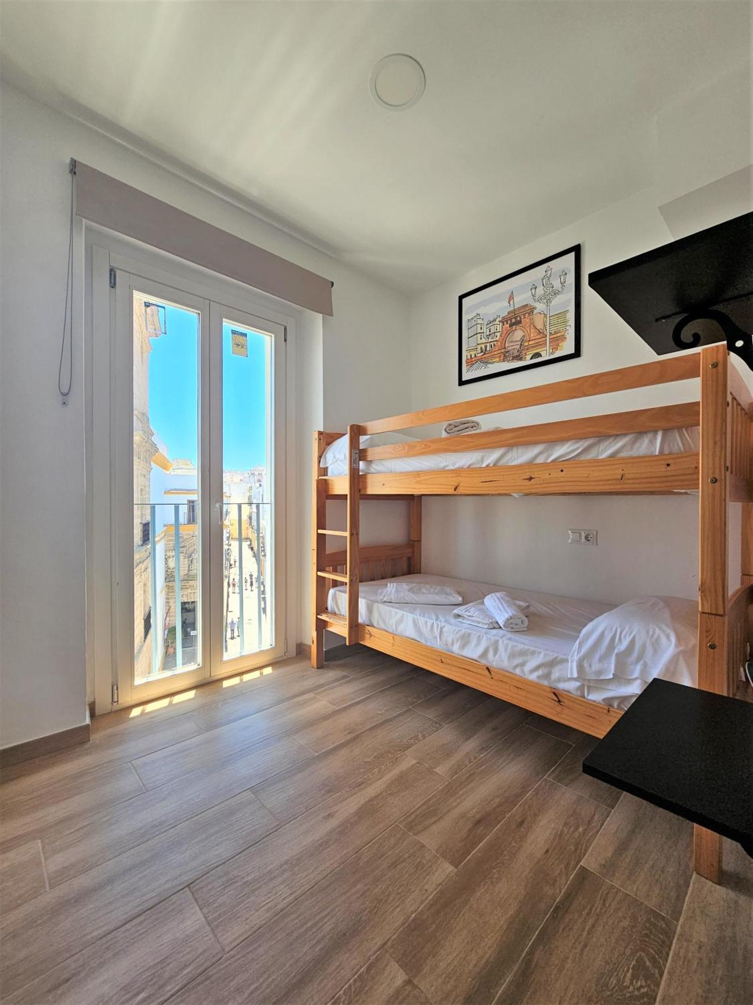 Planeta Cadiz Apartaments מראה חיצוני תמונה